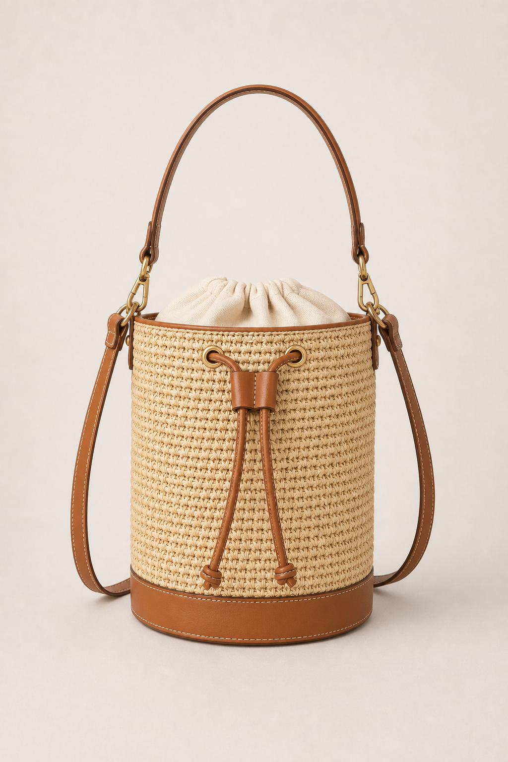 Sac seau raffia tresse garniture cuir tan